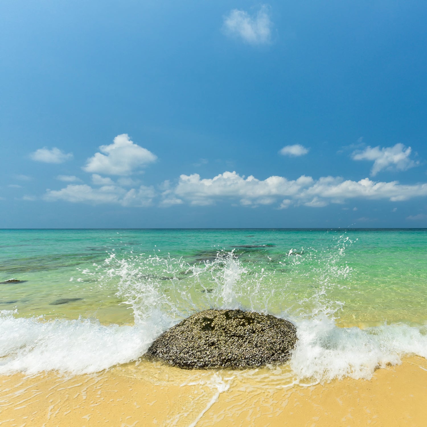 A tropical beach - an inspiration for this relaxing candle