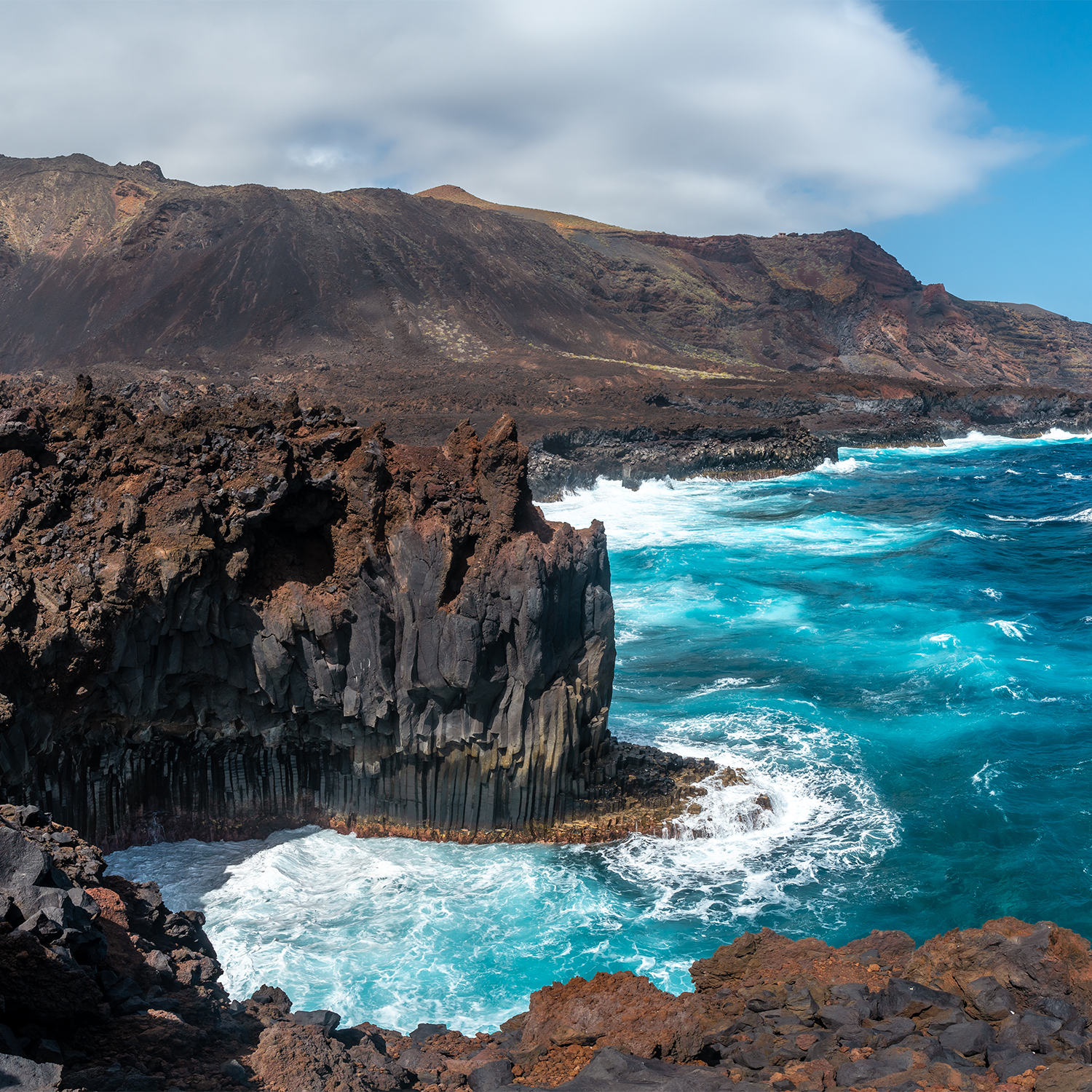 A tropical volcano erupts in the distance. This tropical volcano sensation is the inspiration for our Deep Sea Citrus Wax melt and scented candle.