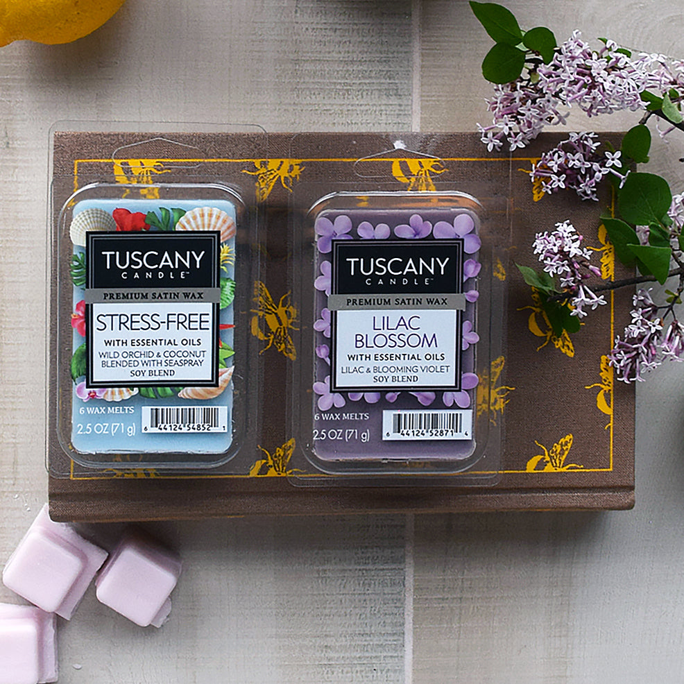 Experience the enchanting scent of fresh lilac blooms with our Tuscany Candle Lilac Blossom Scented Wax Melt (2.5 oz). Our wax melt fragrance bar is carefully crafted to deliver the essence of Lilac Blossom, creating a delightful aroma.
